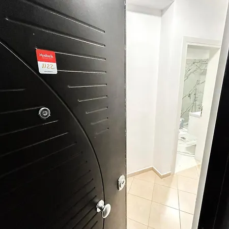 2 Bedroom 1122 *