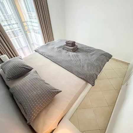 Apartamento 2 Bedroom 1122