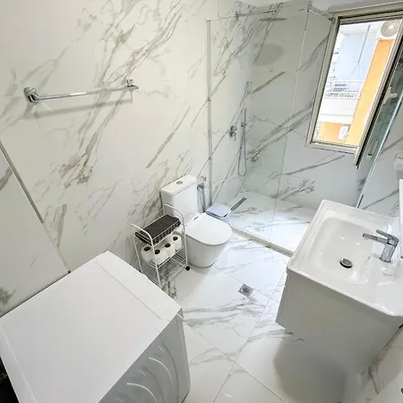 2 Bedroom 1122